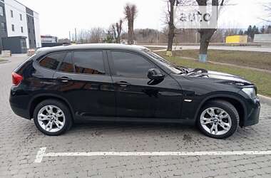 BMW X1  2011