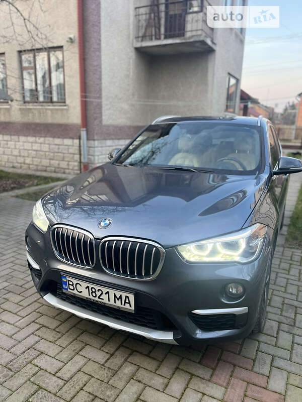 BMW X1