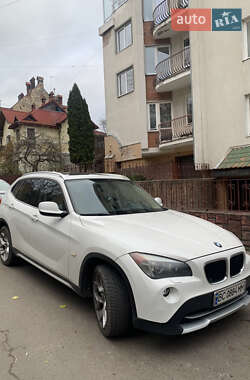 BMW X1  2011
