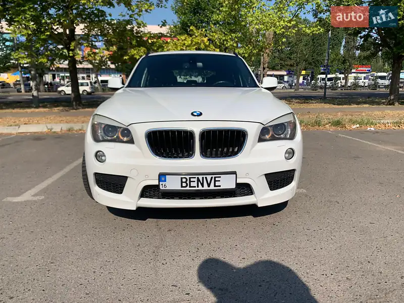 BMW X1 2011