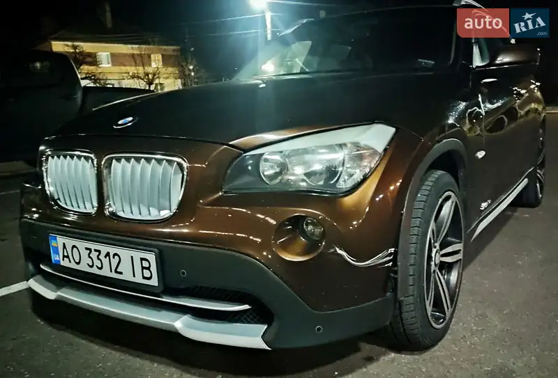 BMW X1 2011