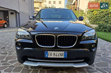 BMW X1 2011