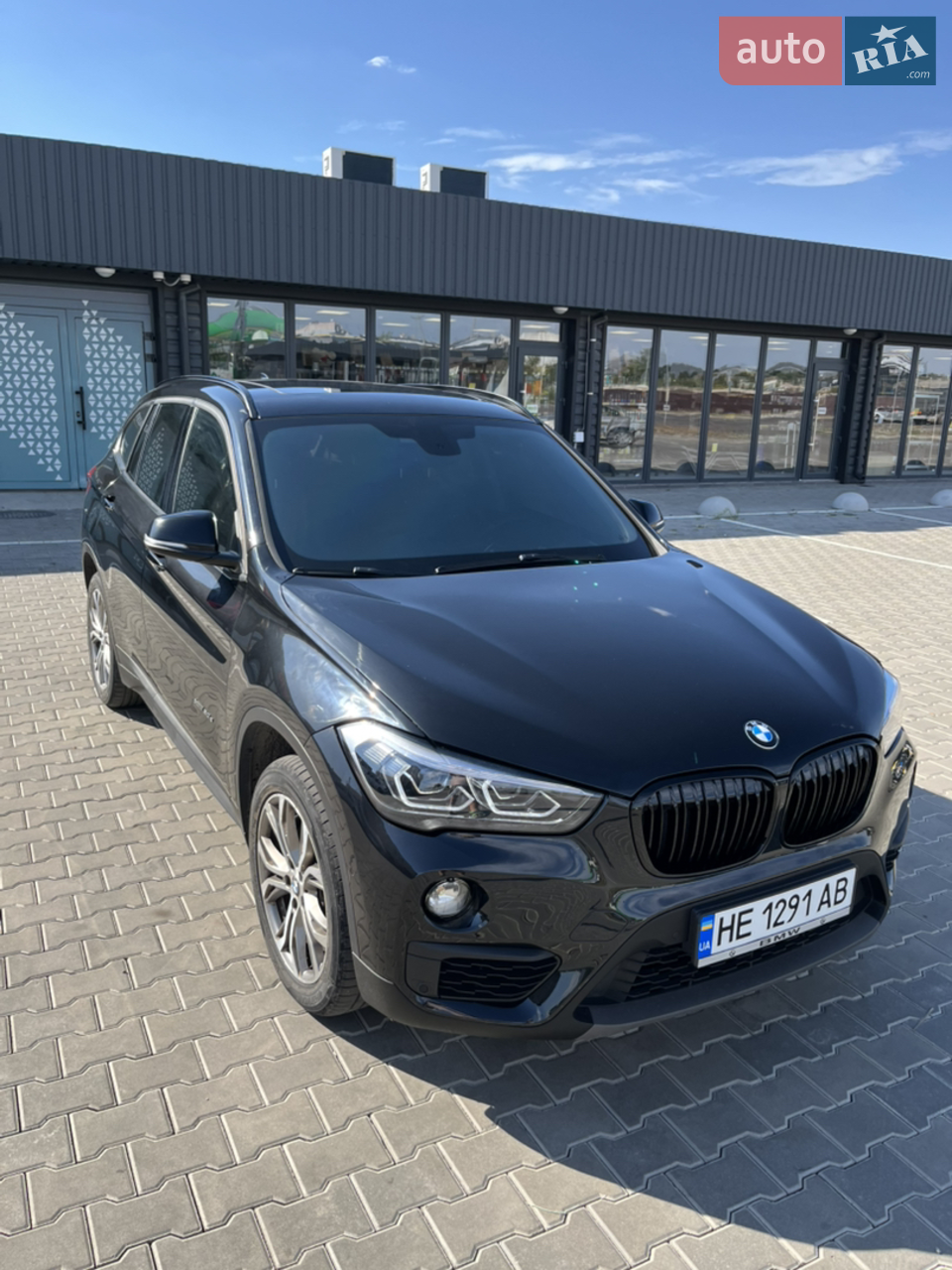 2017 BMW X1 - мініатюра 2