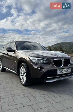 BMW X1  2011