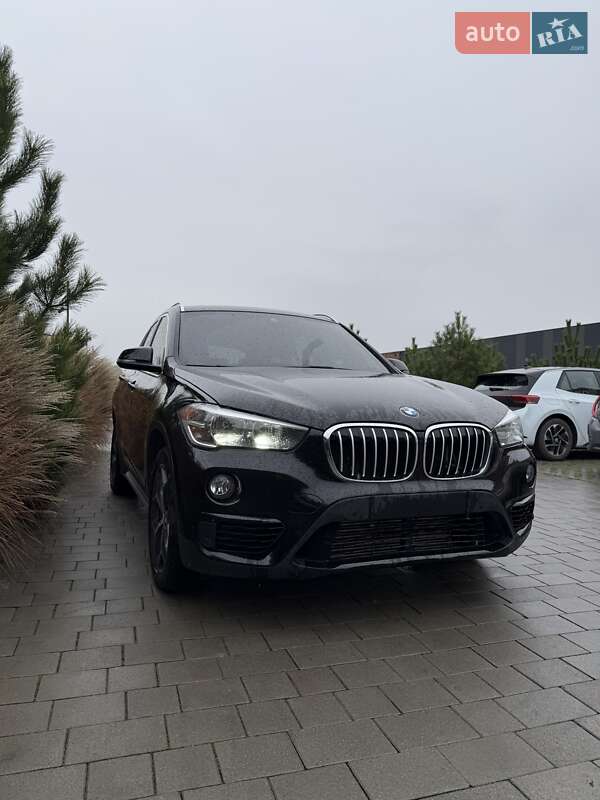 BMW X1