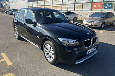 BMW X1  2011