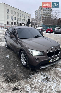 BMW X1  2011
