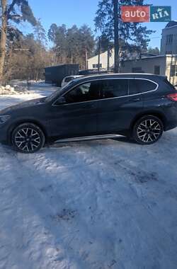 BMW X1  2020