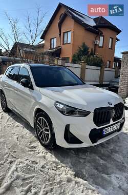 BMW X1  2023