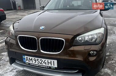 BMW X1  2011
