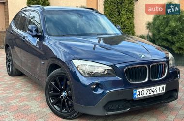 BMW X1  2011