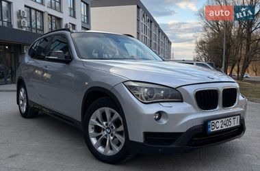 BMW X1  2012