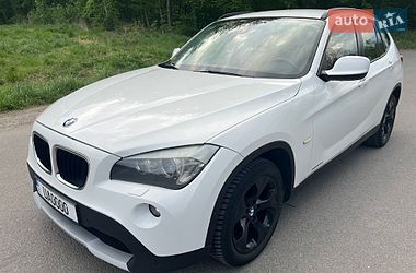 BMW X1  2010