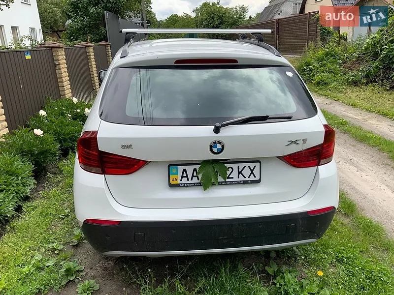 BMW X1 2011