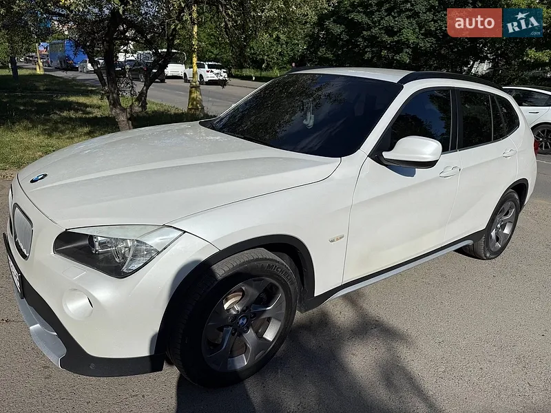 BMW X1 2011