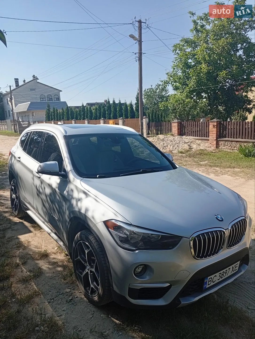 BMW X1 2017 VIN WBXHU7C36J5H44850 фото оголошення 2 з 35