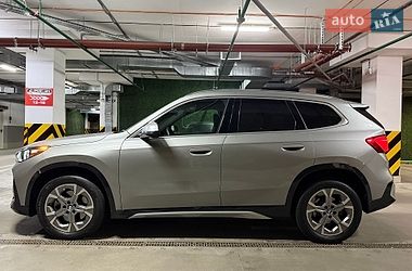 Внедорожник / Кроссовер BMW X1 2023 в Киеве