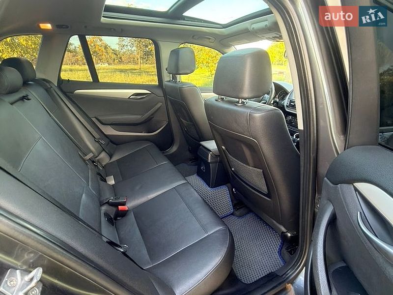 Внедорожник / Кроссовер BMW X1 2013 в Днепре