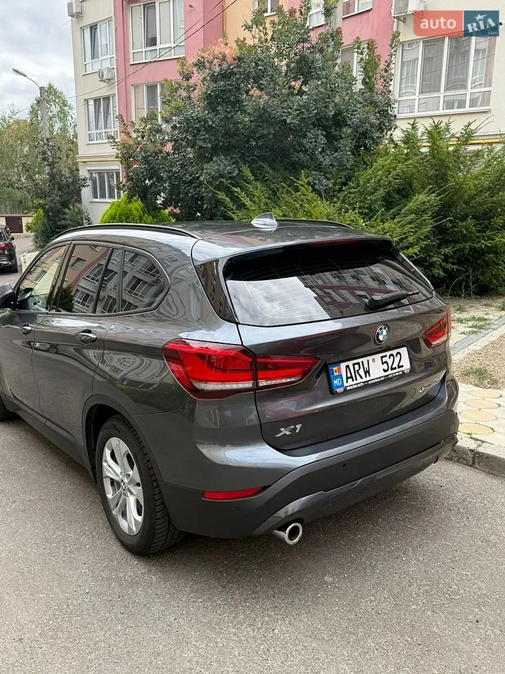 2021 BMW X1 - мініатюра 2