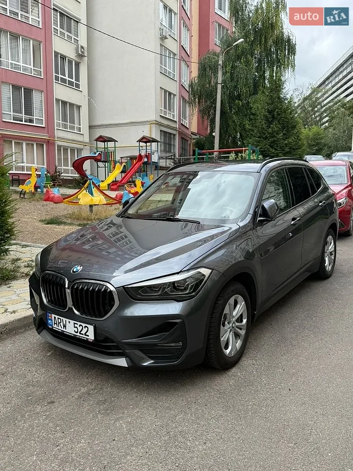 2021 BMW X1 - мініатюра 4