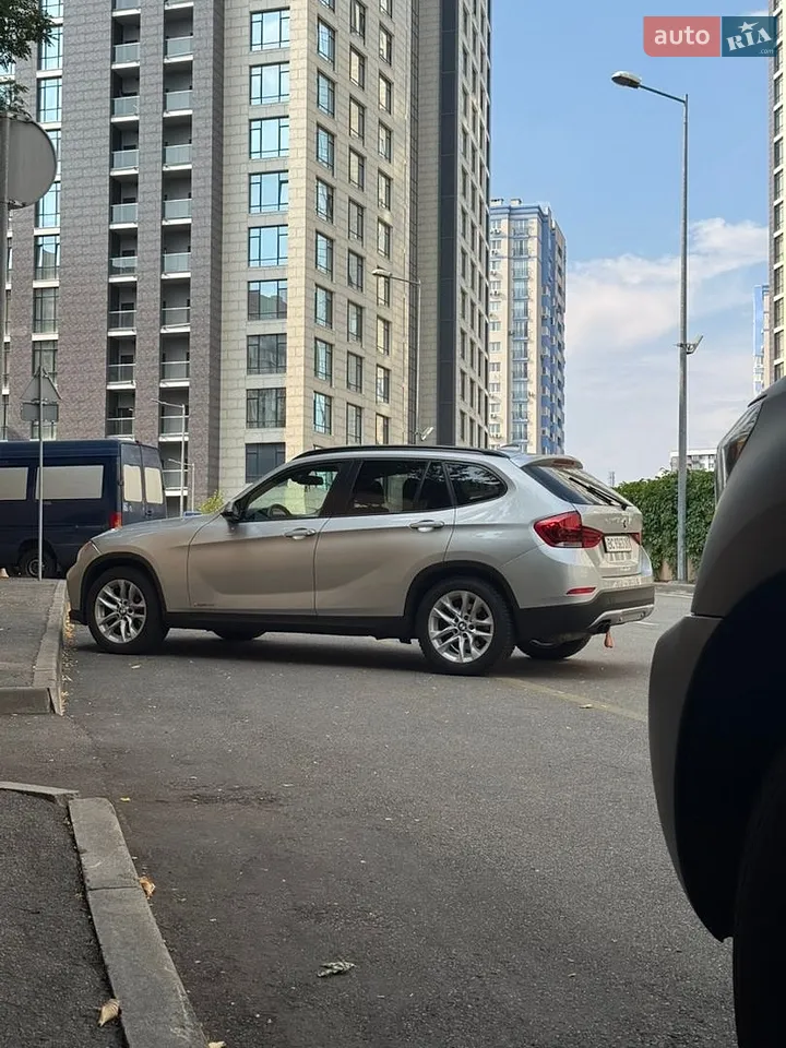 2015 BMW X1 - фото 1