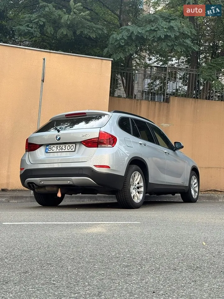 2015 BMW X1 - мініатюра 3