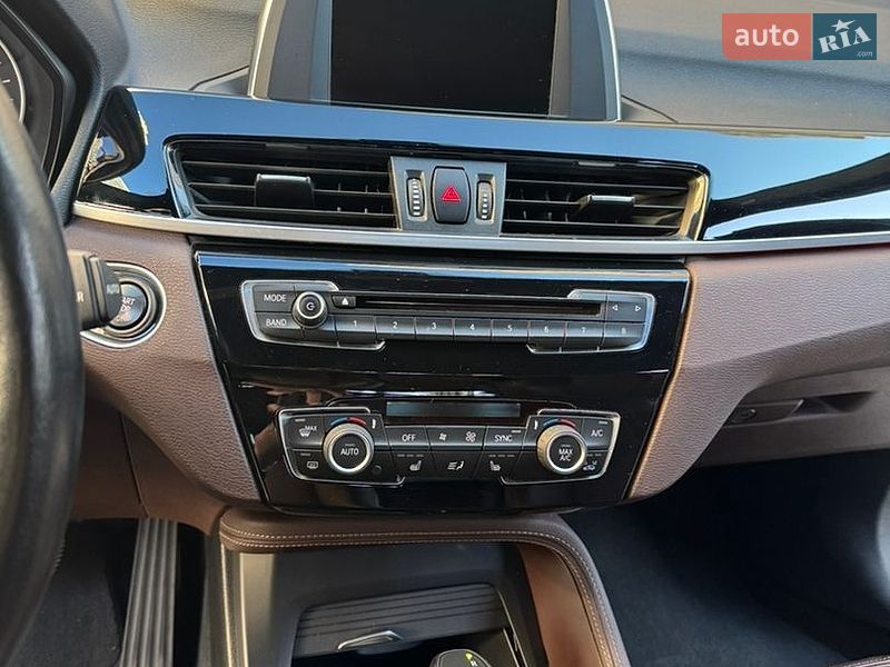 Позашляховик / Кросовер BMW X1 2017 в Одесі