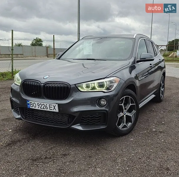 BMW X1