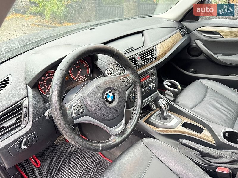 Позашляховик / Кросовер BMW X1 2012 в Хмельницькому