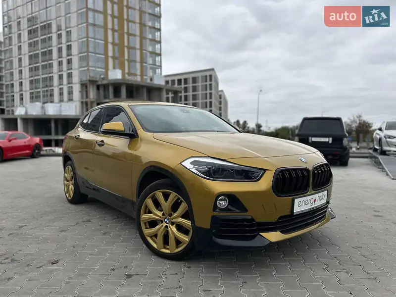 BMW X2