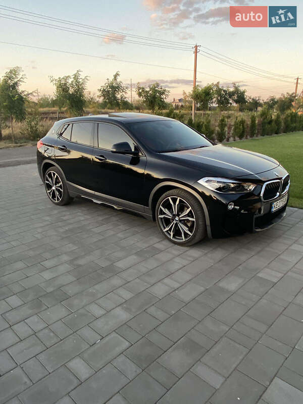 Легкові BMW X2