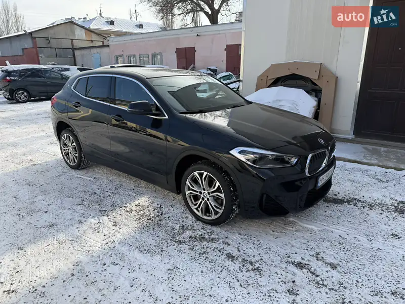 BMW X2