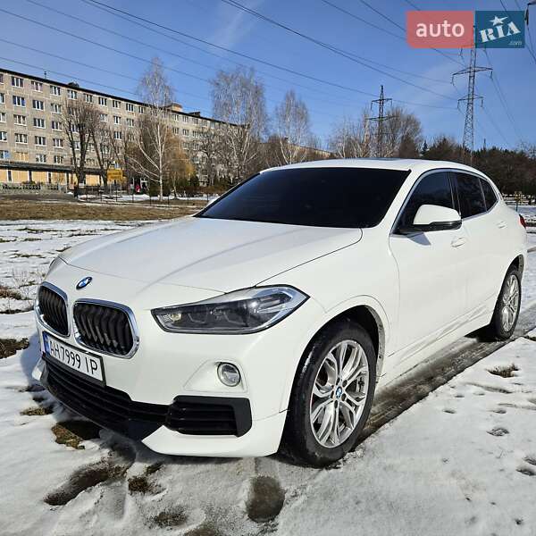 BMW X2