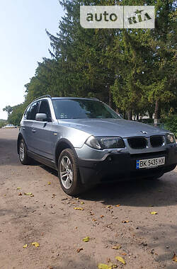 BMW X3  2004