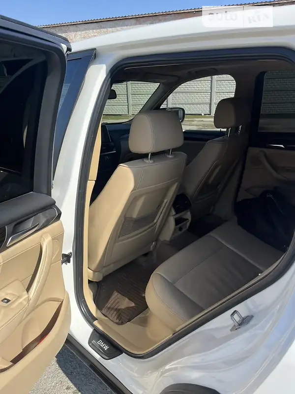 BMW X3 2011