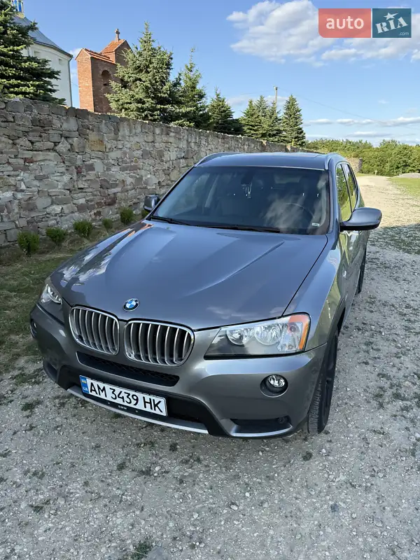 BMW X3 2011