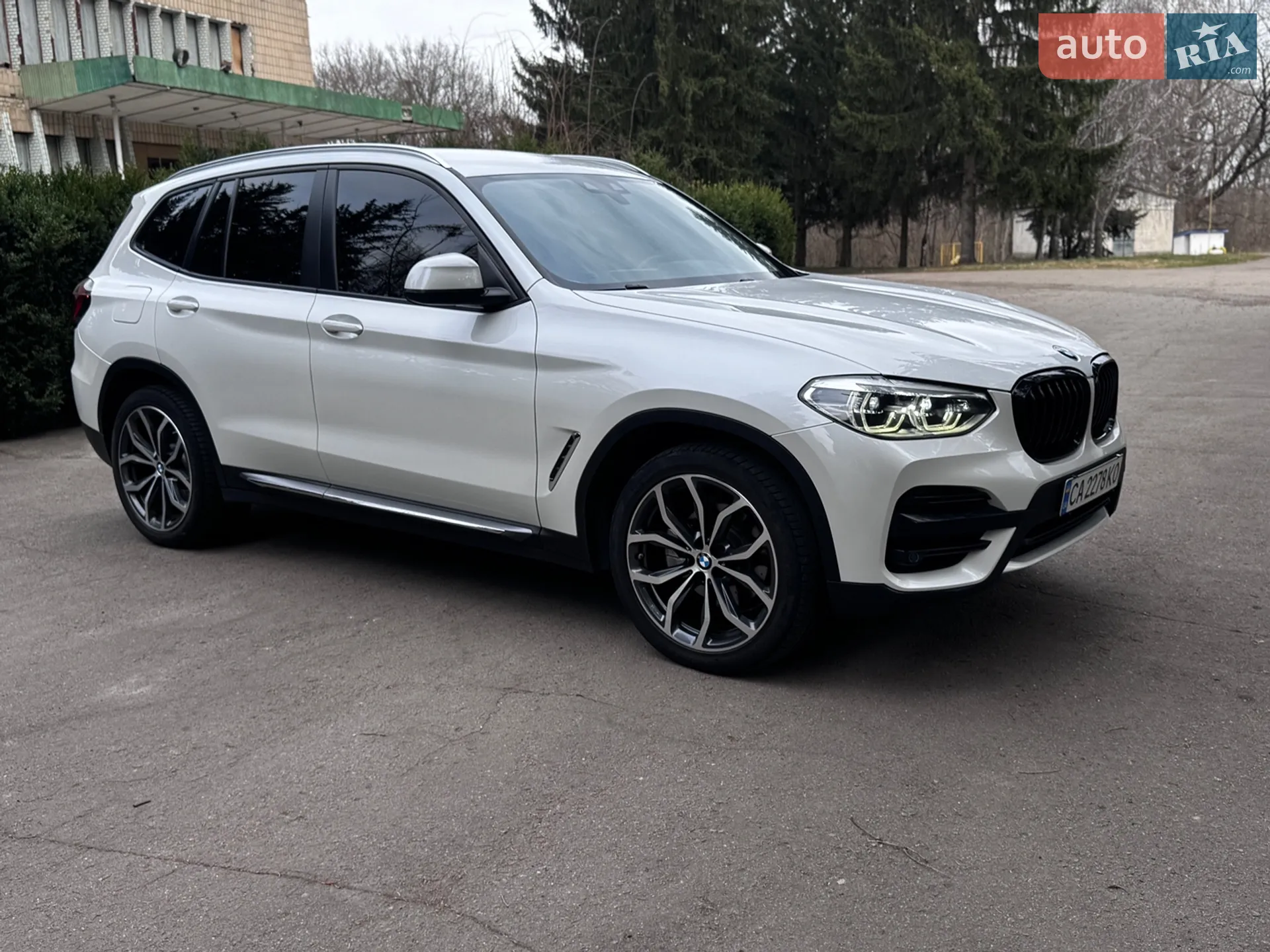 BMW X3 2018 VIN WBATX31040LC27733 фото оголошення 4 з 19
