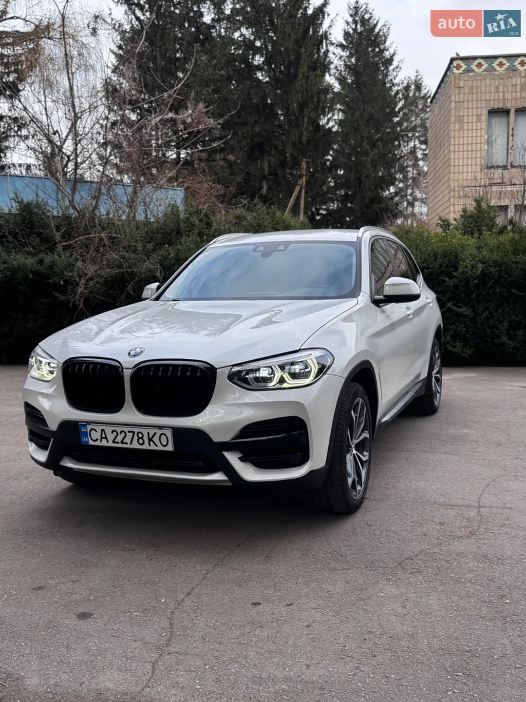 BMW X3 2018 VIN WBATX31040LC27733 фото оголошення 2 з 19