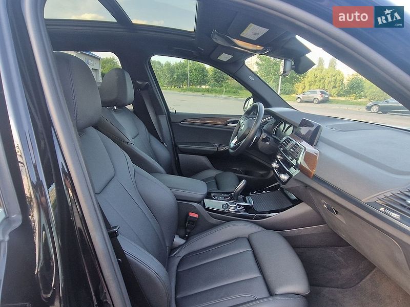 Внедорожник / Кроссовер BMW X3 2020 в Киеве