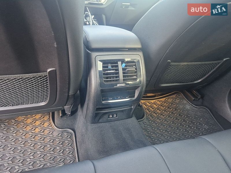 Внедорожник / Кроссовер BMW X3 2020 в Киеве