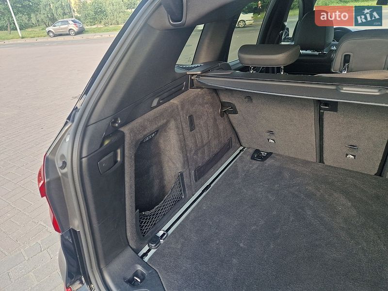 Внедорожник / Кроссовер BMW X3 2020 в Киеве