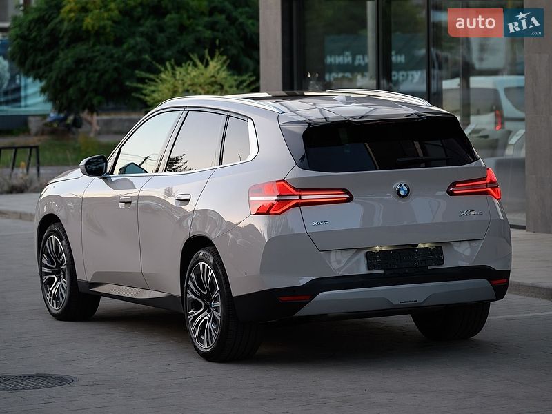 Внедорожник / Кроссовер BMW X3 2025 в Ужгороде