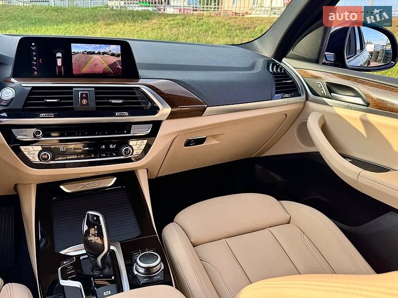 Внедорожник / Кроссовер BMW X3 2021 в Киеве