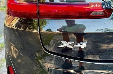 Внедорожник / Кроссовер BMW X4 2021 в Киеве