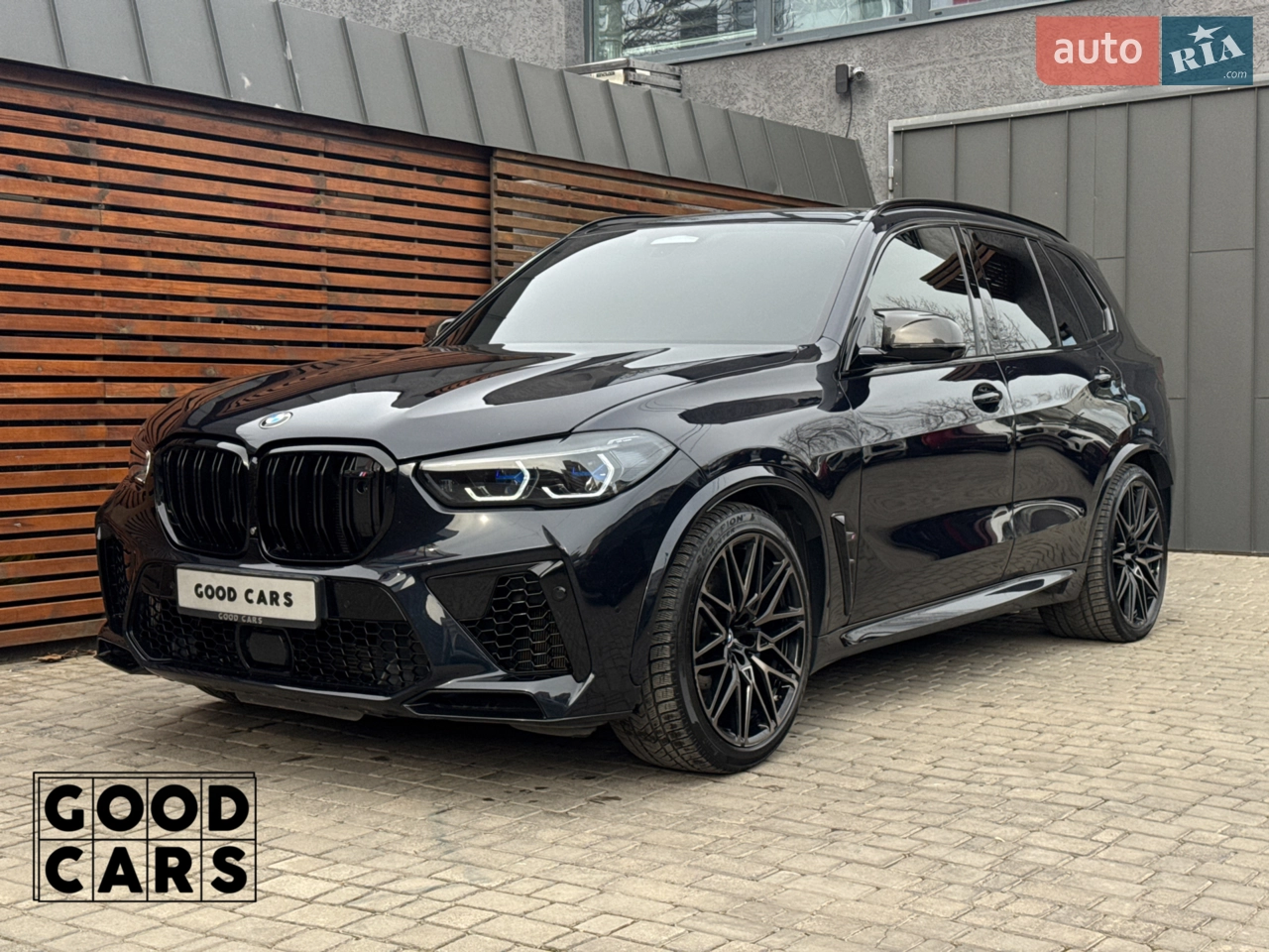 2021 BMW X5 M - мініатюра 3