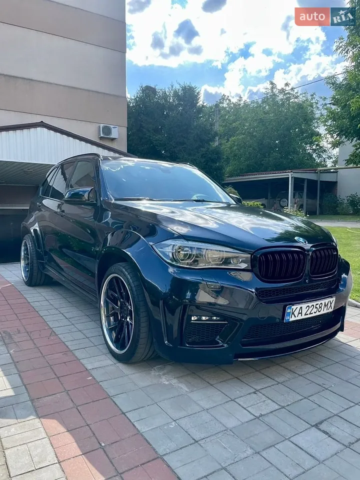 2016 BMW X5 M - мініатюра 2