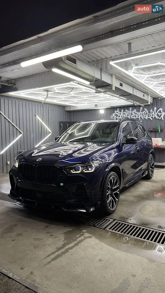 2021 BMW X5 M - мініатюра 2