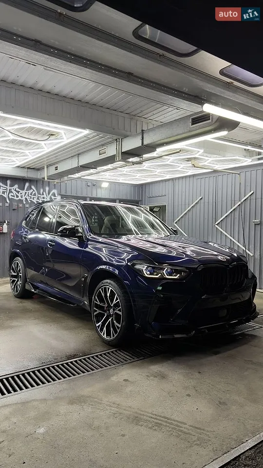 2021 BMW X5 M - мініатюра 3