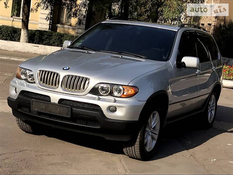 BMW X5 2004 года