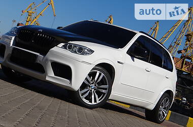 BMW X5 official 550 sil 2010